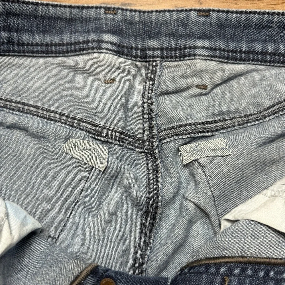 Diesel Waykee Jeans Men 30x32 Blue Straight Leg Stretch Medium‎ Wash Distressed